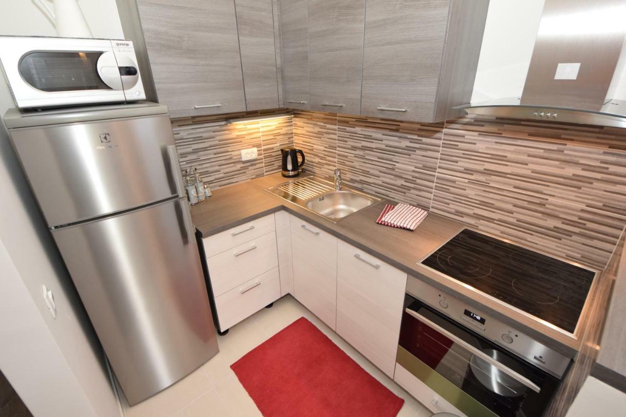 Apartmani Dora I Kati Orebić Exterior foto